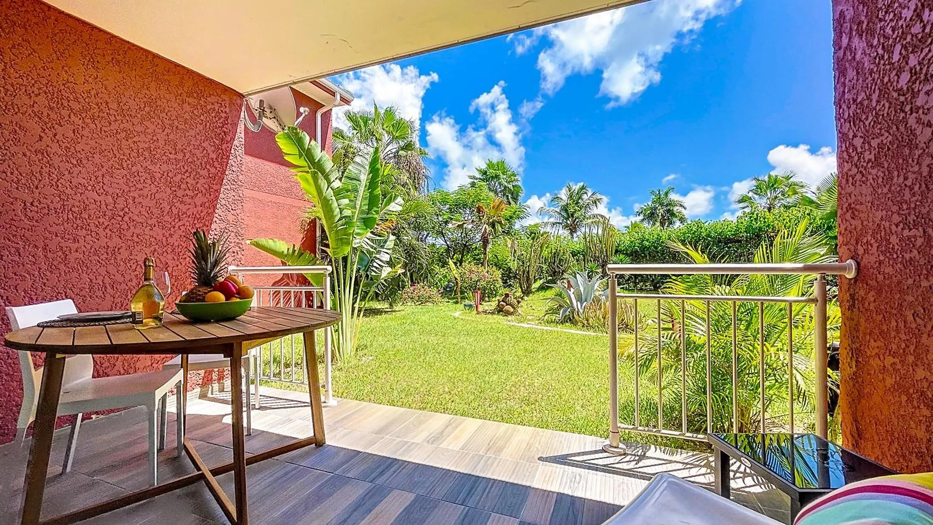 Belle Mer Comfort Pool Few Steps From The Beach Orient Bay Sint Maarten/Saint Martin